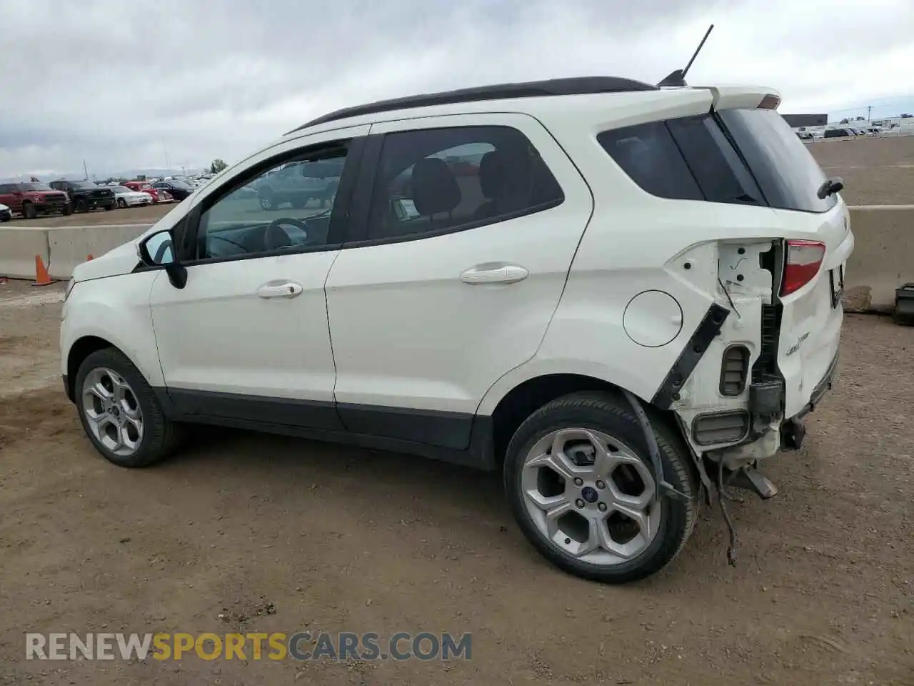 2 fotografías del automóvil dañado MAJ6S3GL5MC397902 FORD ECOSPORT 2021