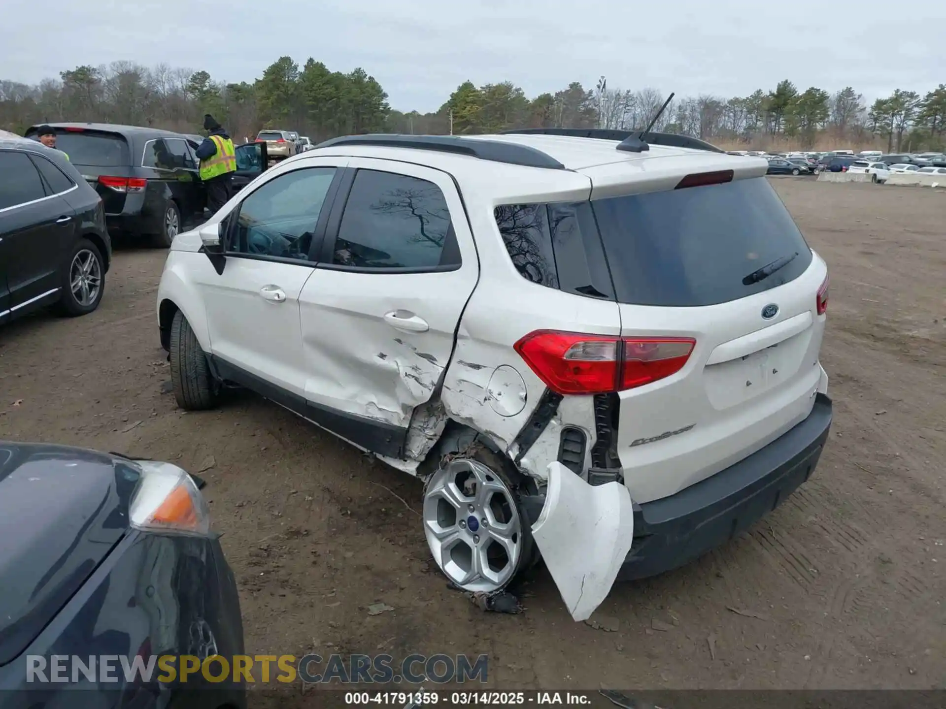 3 fotografías del automóvil dañado MAJ6S3GLXMC403693 FORD ECOSPORT 2021