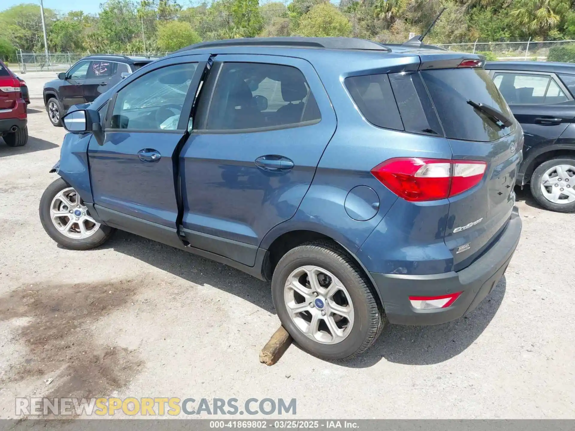3 Photograph of a damaged car MAJ6S3GLXMC441005 FORD ECOSPORT 2021