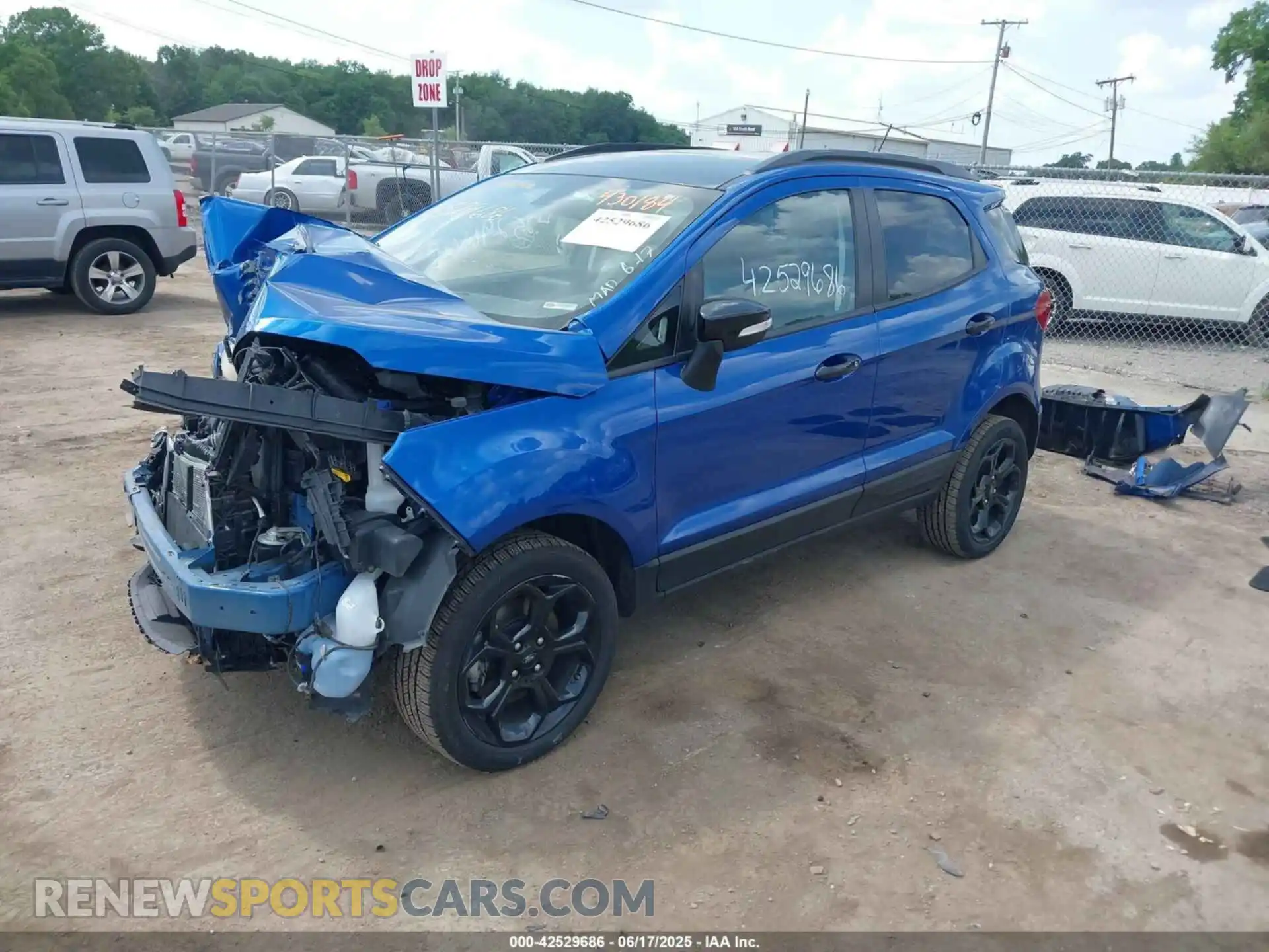 2 fotografías del automóvil dañado MAJ6S3JL2MC430184 FORD ECOSPORT 2021