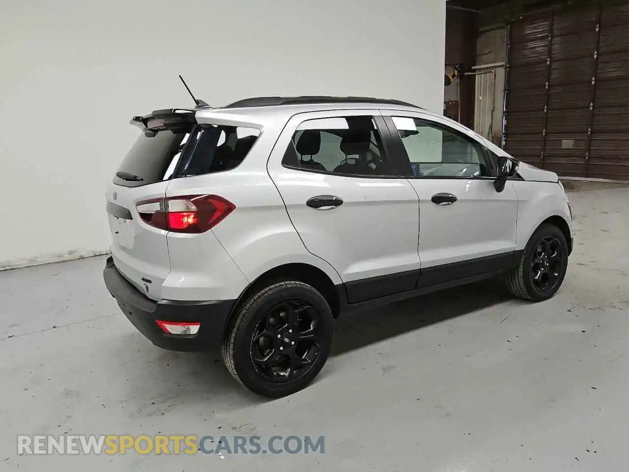 3 fotografías del automóvil dañado MAJ6S3JL6MC425733 FORD ECOSPORT 2021