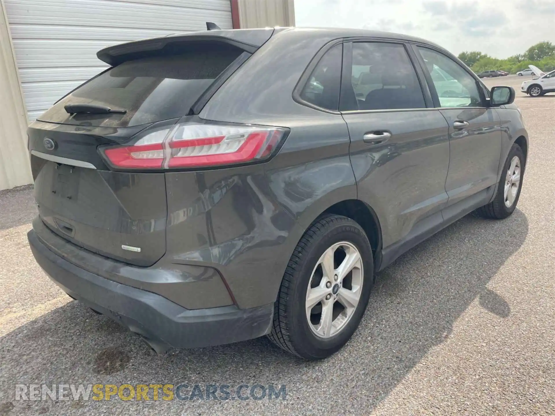 3 Photograph of a damaged car 2FMPK3G98KBB77312 FORD EDGE 2019