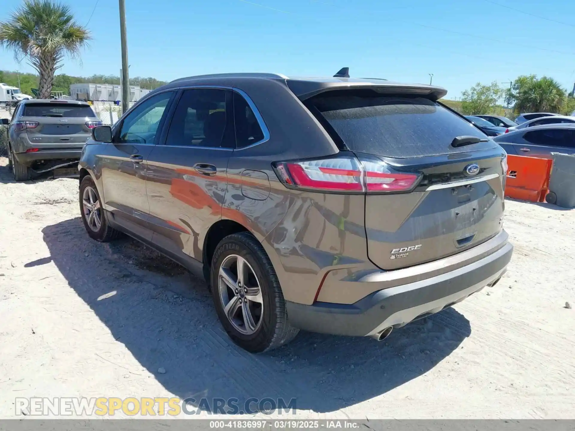 3 Фотография поврежденного автомобиля 2FMPK3J90KBB67205 FORD EDGE 2019