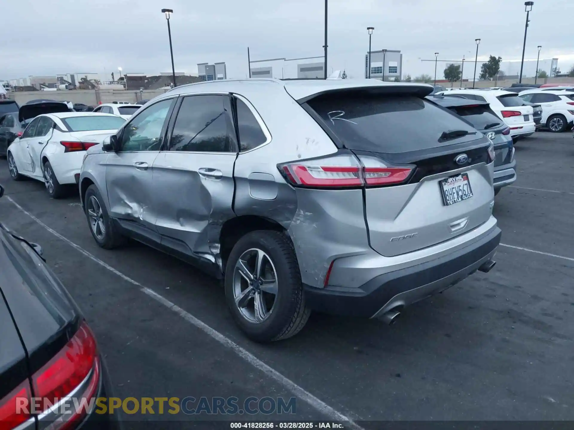 3 Photograph of a damaged car 2FMPK3J95KBB52960 FORD EDGE 2019