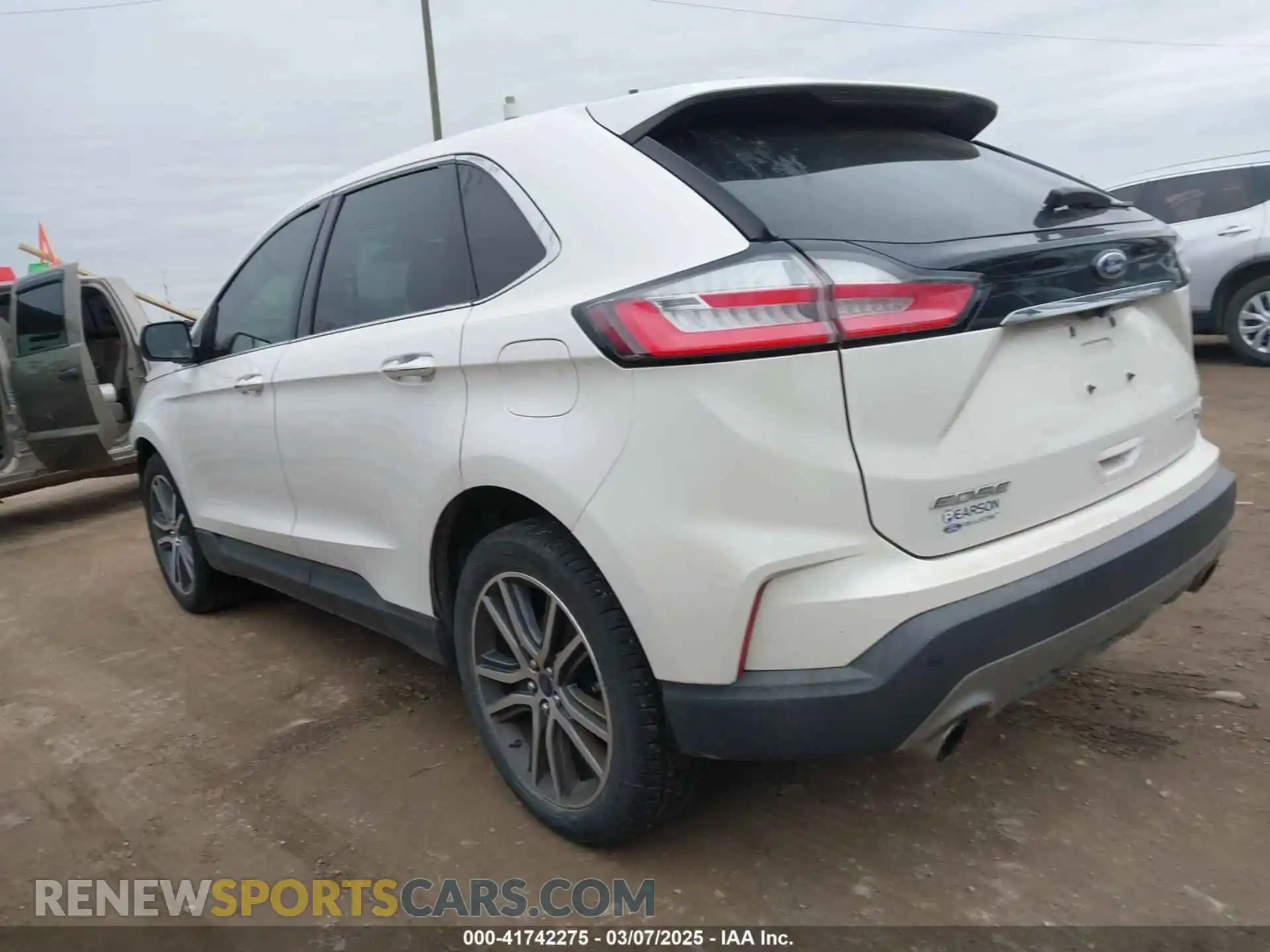 3 Photograph of a damaged car 2FMPK3K96KBB68132 FORD EDGE 2019