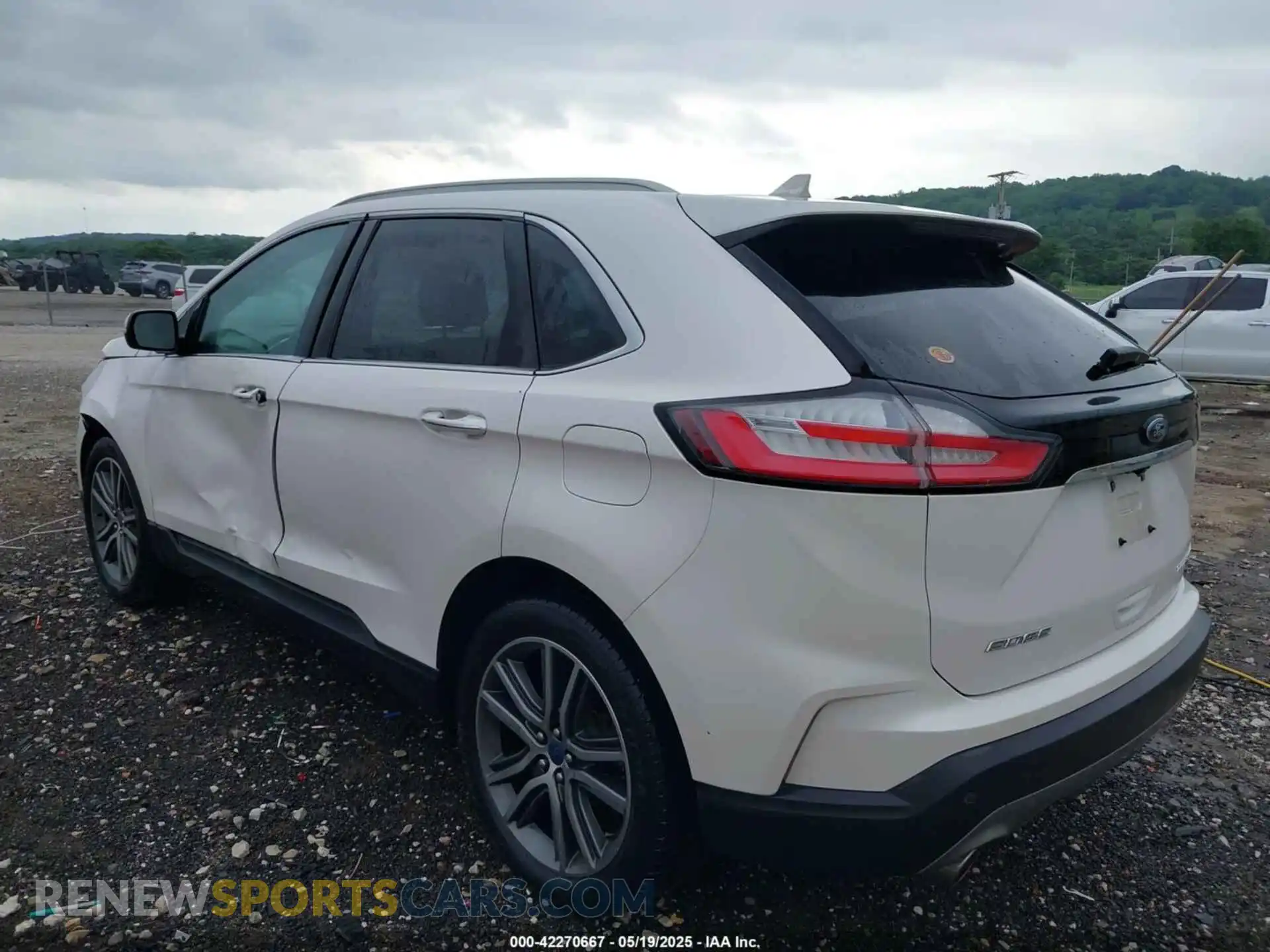 3 Photograph of a damaged car 2FMPK3K98KBB92173 FORD EDGE 2019