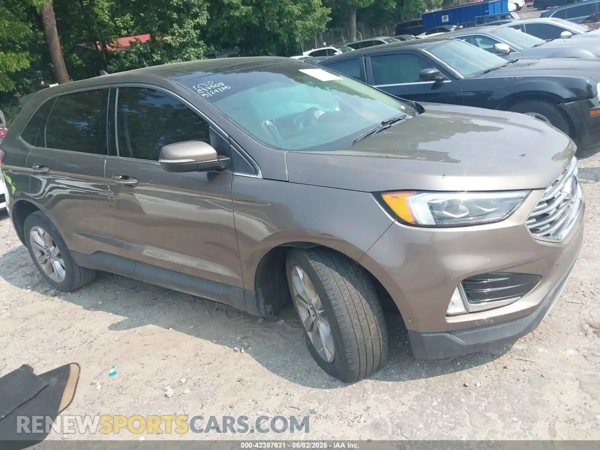 1 Photograph of a damaged car 2FMPK3K9XKBC37503 FORD EDGE 2019