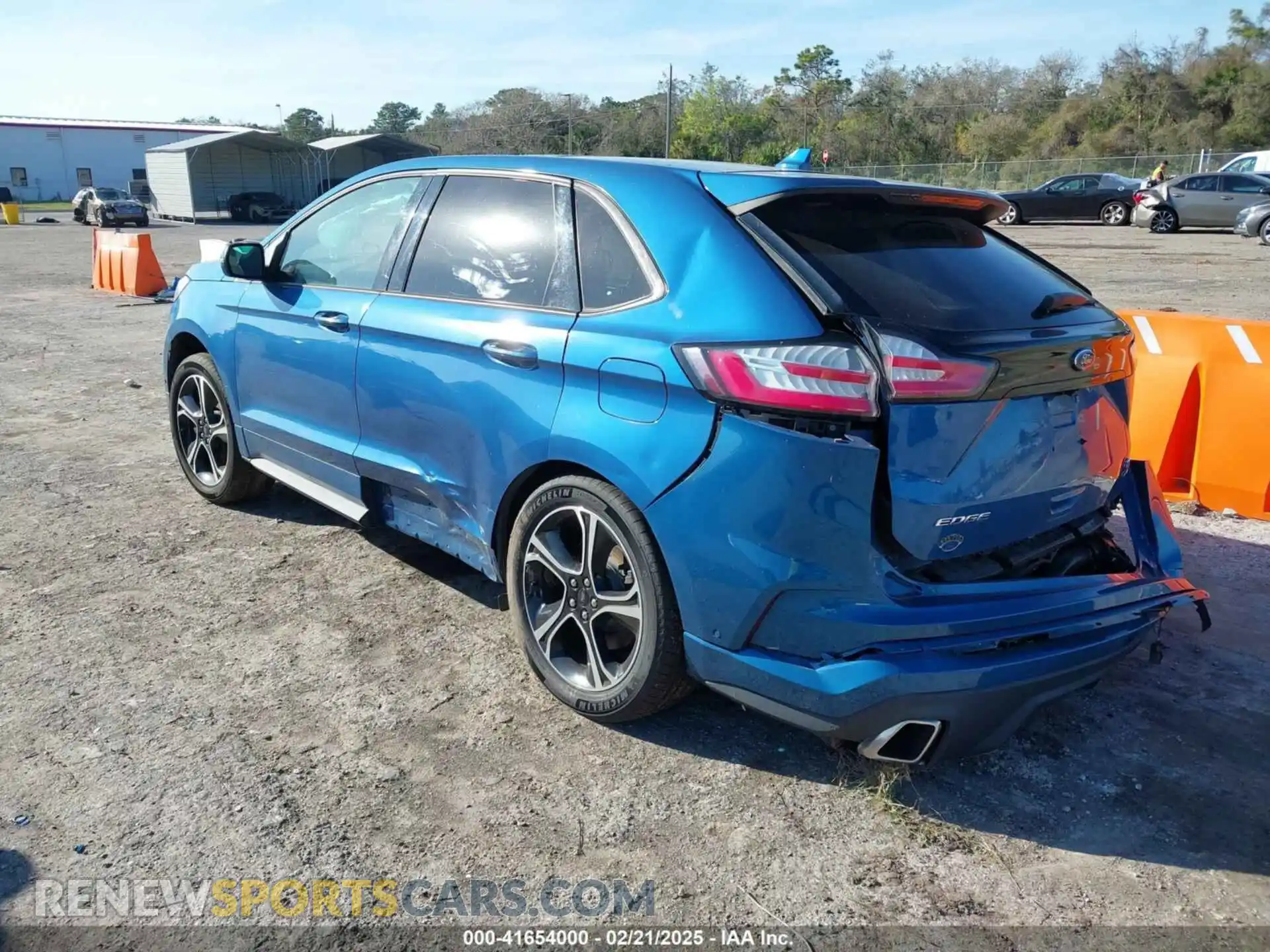 3 Photograph of a damaged car 2FMPK4AP0KBB04514 FORD EDGE 2019