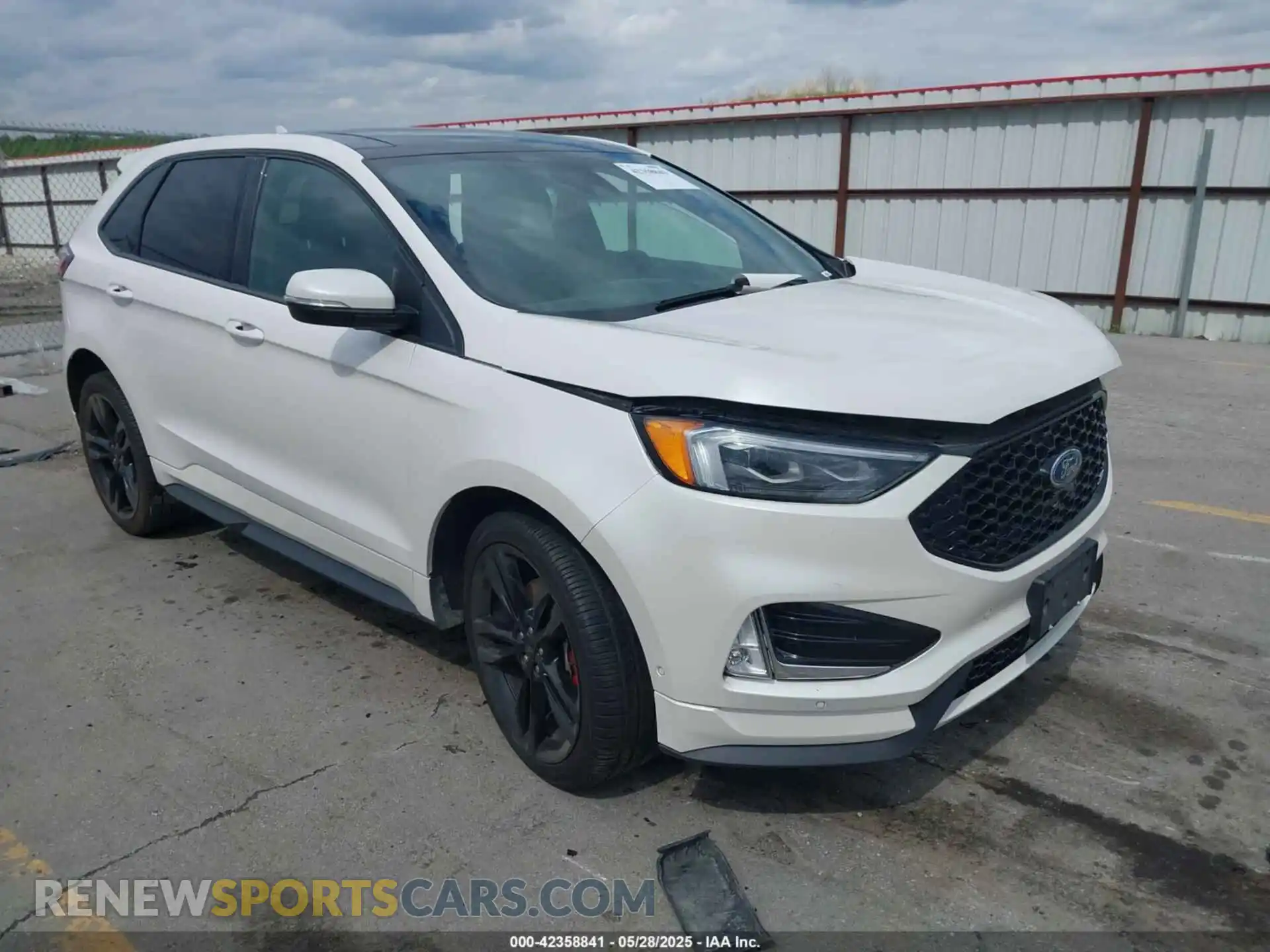 1 Photograph of a damaged car 2FMPK4AP9KBC38728 FORD EDGE 2019