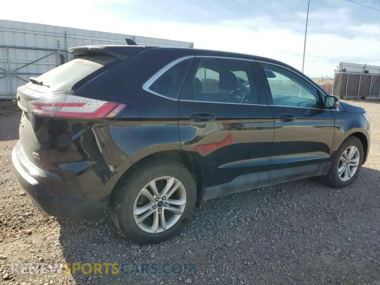 3 Photograph of a damaged car 2FMPK4J92KBC56232 FORD EDGE 2019