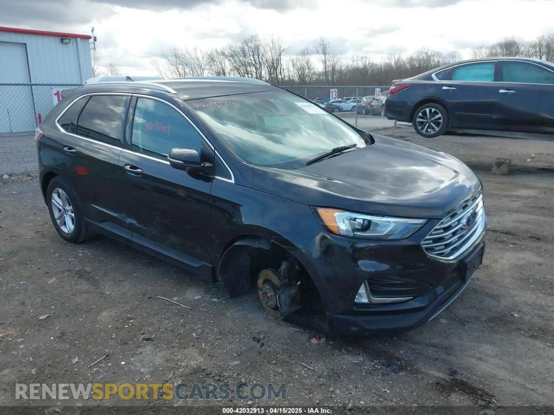 1 Photograph of a damaged car 2FMPK4J93KBB66345 FORD EDGE 2019