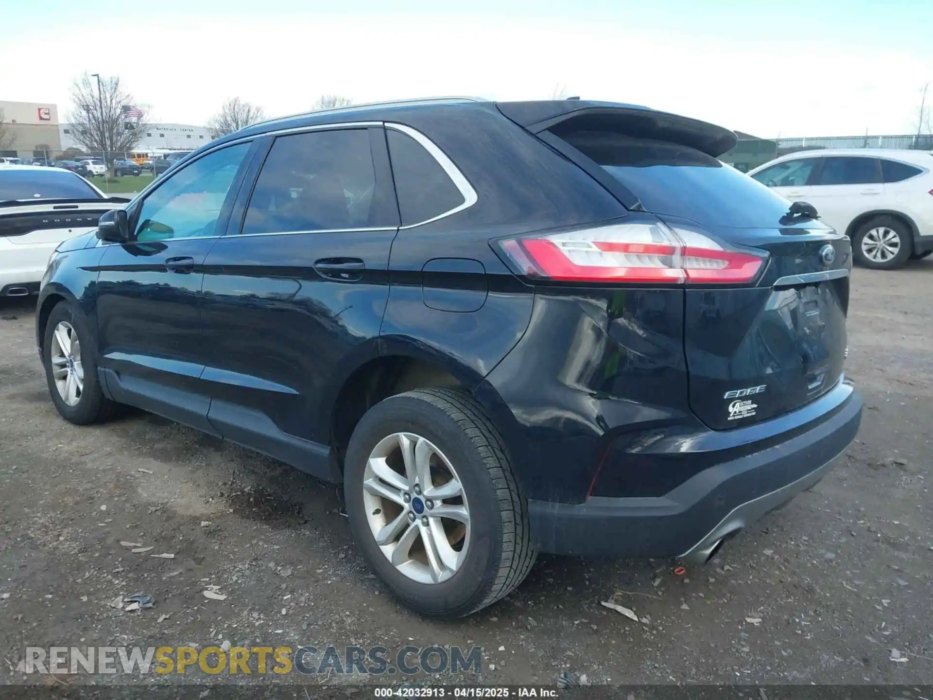 3 Photograph of a damaged car 2FMPK4J93KBB66345 FORD EDGE 2019