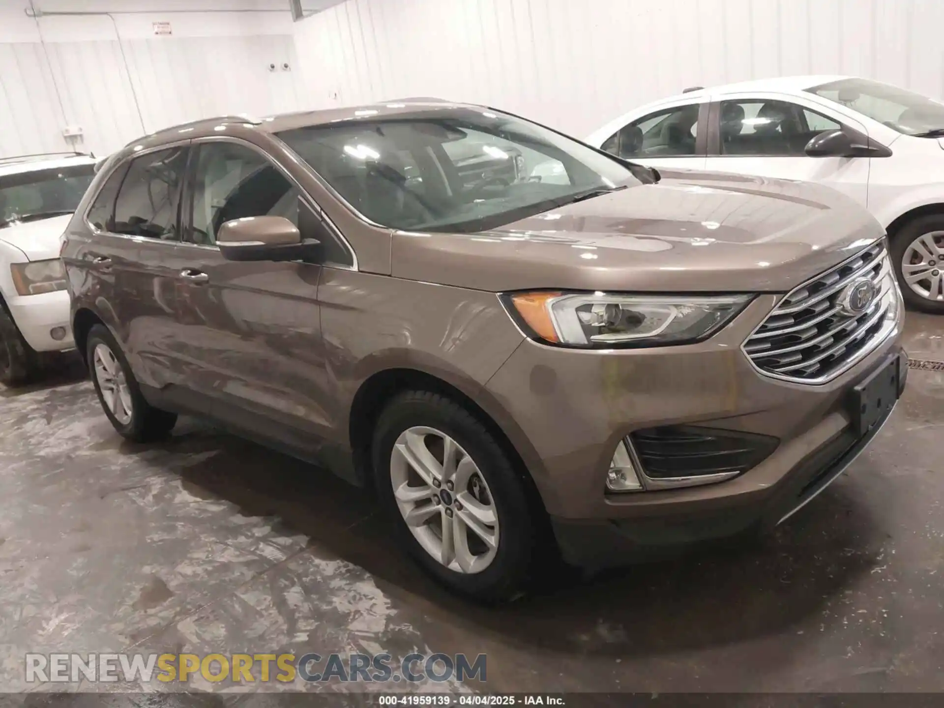 1 Photograph of a damaged car 2FMPK4J95KBC47749 FORD EDGE 2019