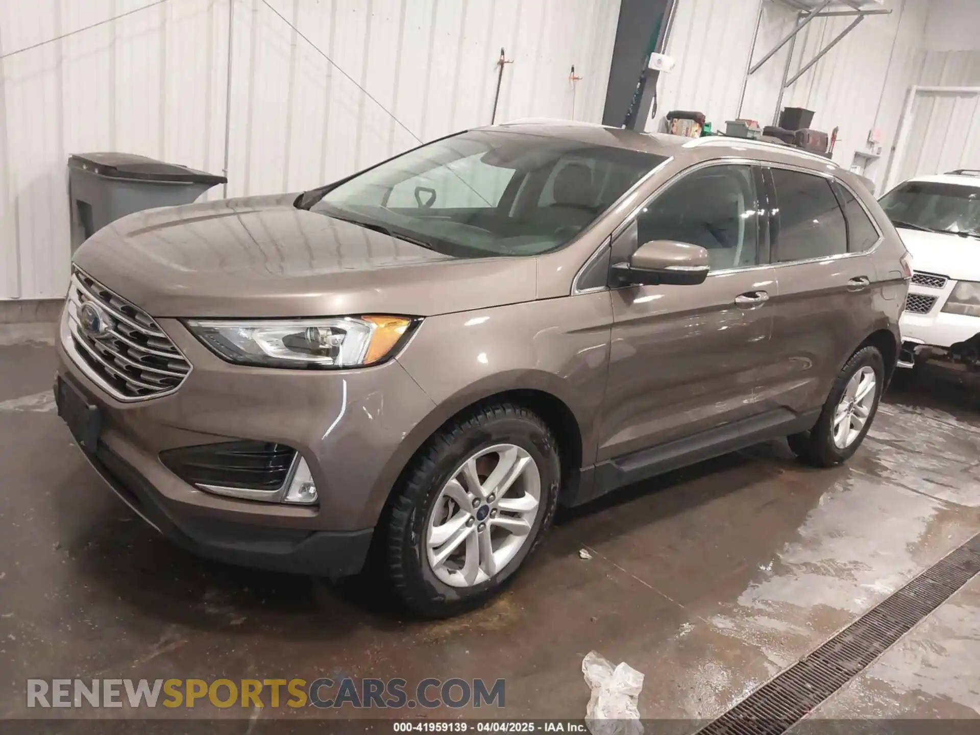 2 Photograph of a damaged car 2FMPK4J95KBC47749 FORD EDGE 2019