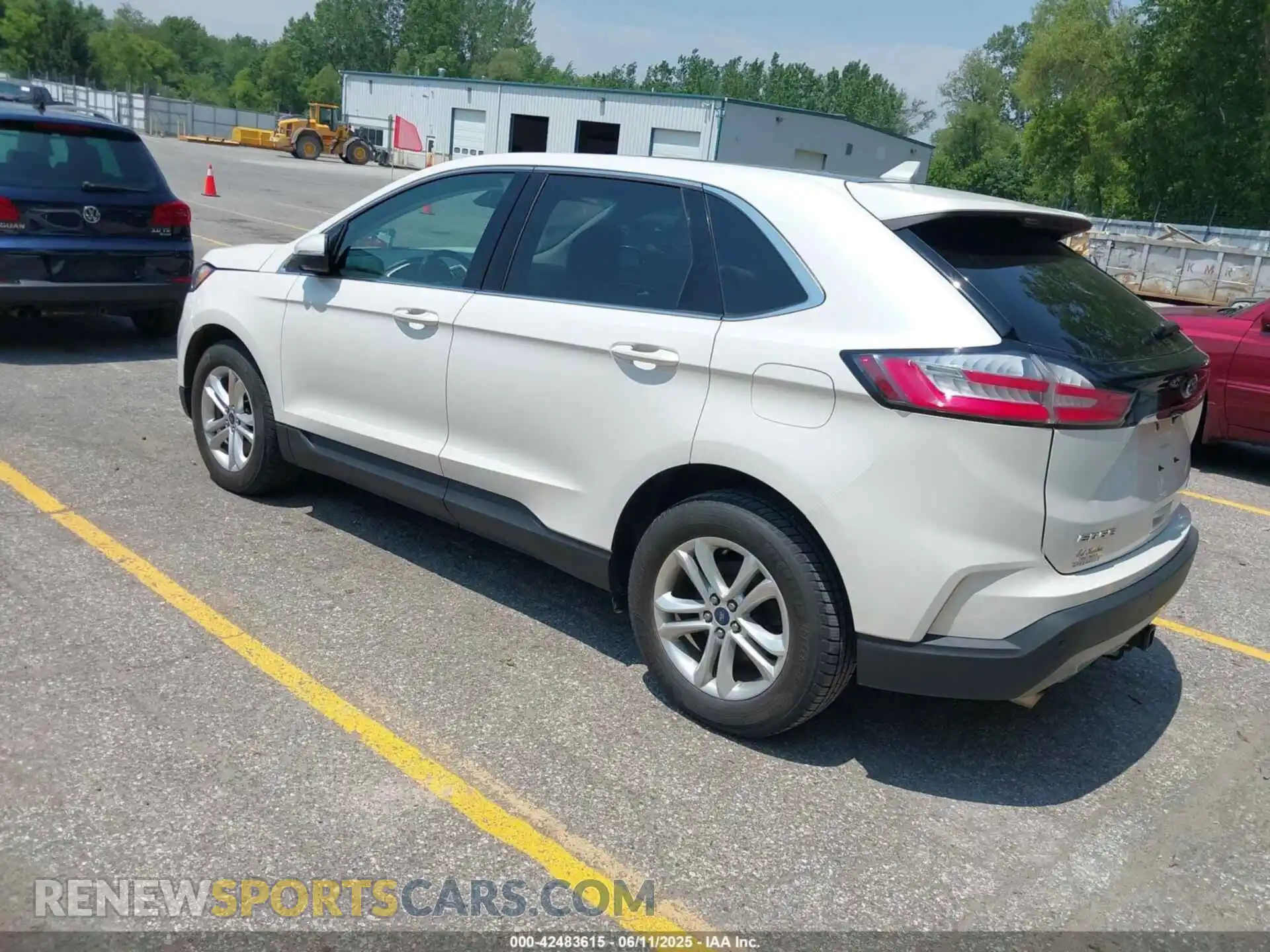 3 Photograph of a damaged car 2FMPK4J96KBB36191 FORD EDGE 2019