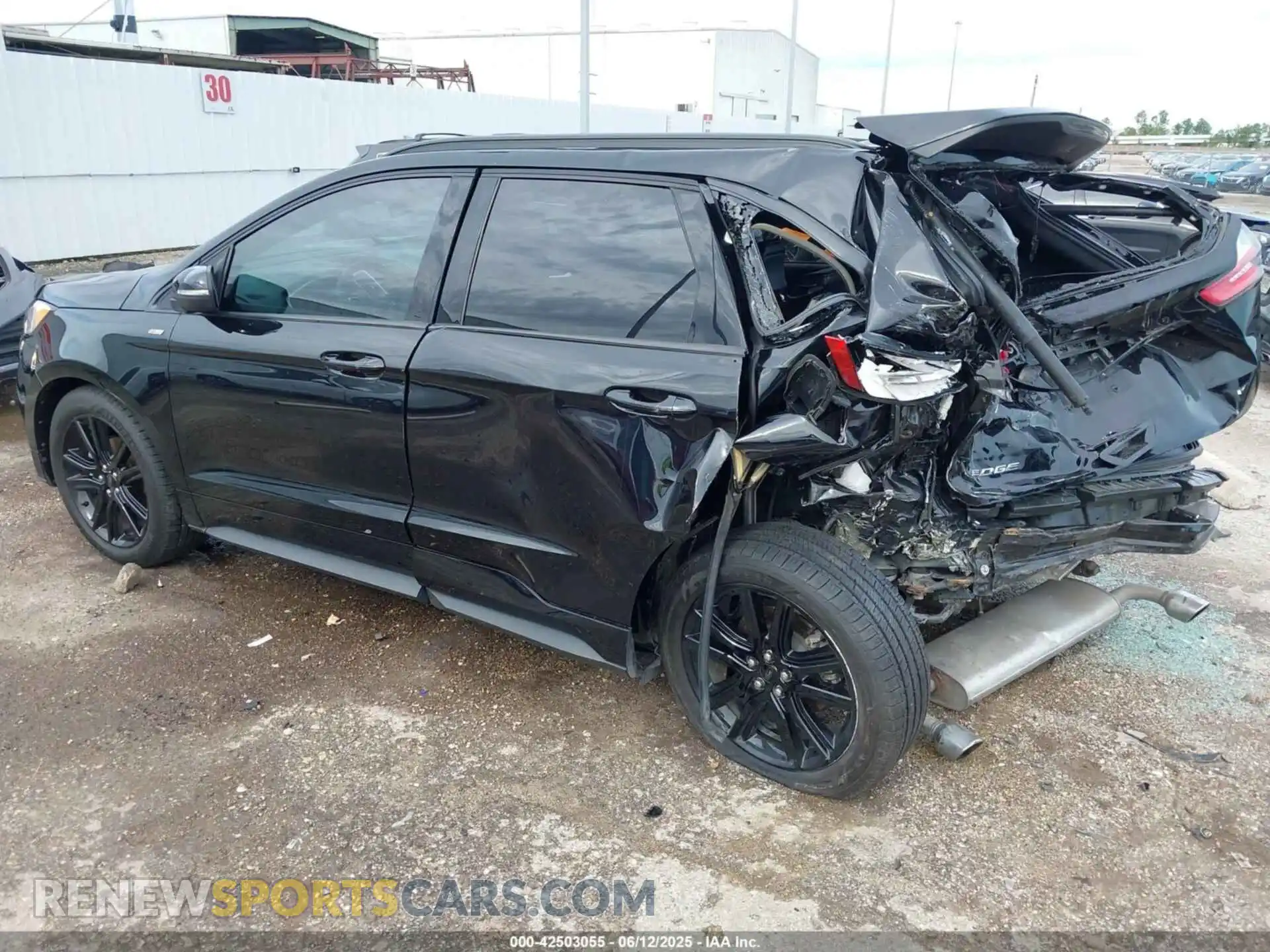3 Photograph of a damaged car 2FMPK3J93LBB30618 FORD EDGE 2020