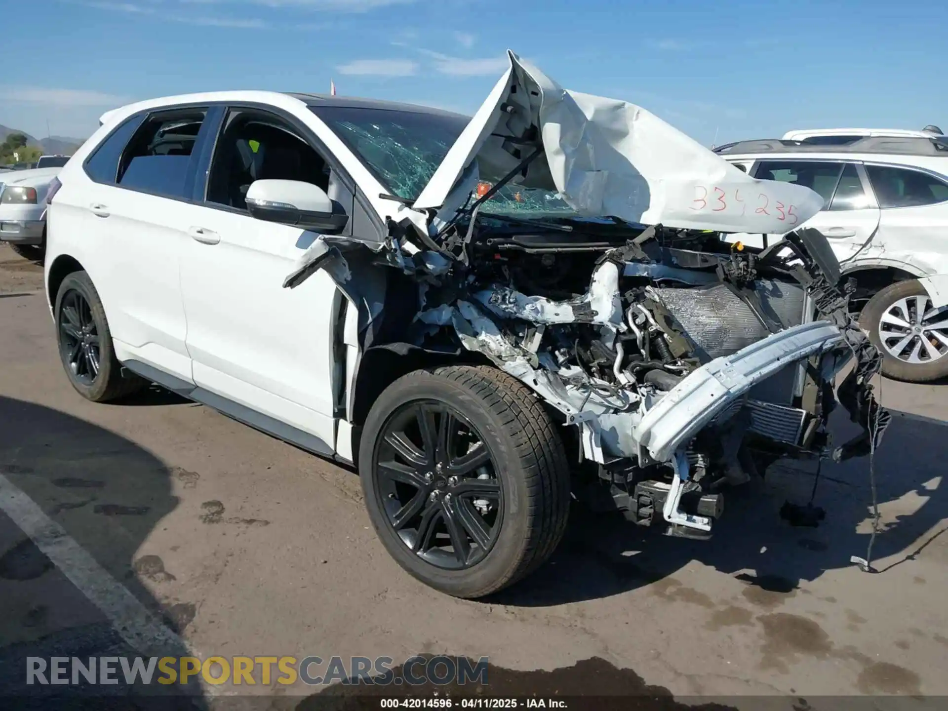 1 Photograph of a damaged car 2FMPK3J9XLBB18529 FORD EDGE 2020