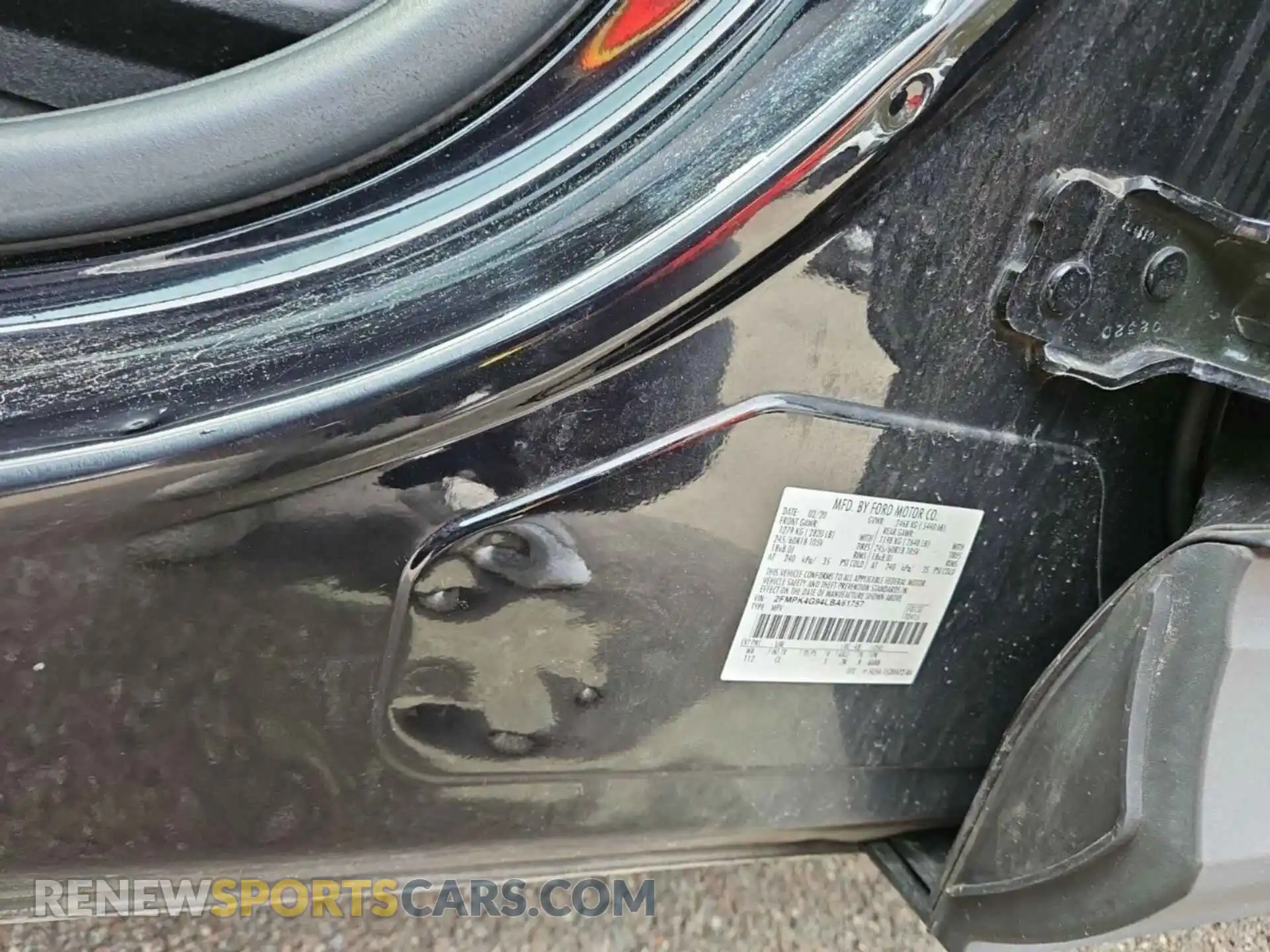 1 Photograph of a damaged car 2FMPK4G94LBA61757 FORD EDGE 2020