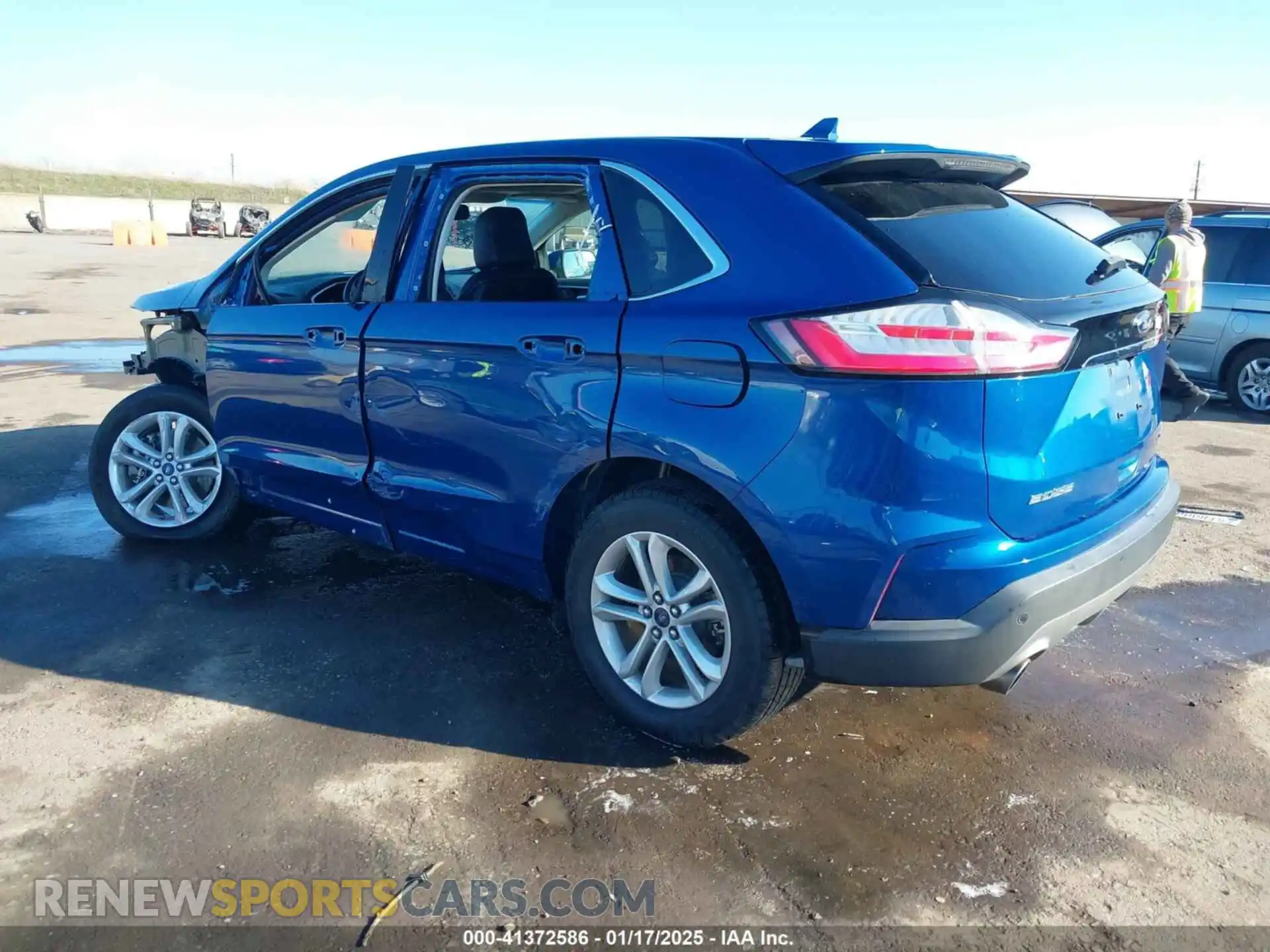 3 Photograph of a damaged car 2FMPK4J90LBA48979 FORD EDGE 2020
