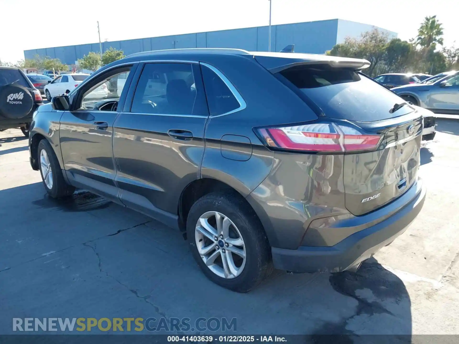 3 Photograph of a damaged car 2FMPK4J92LBA28975 FORD EDGE 2020