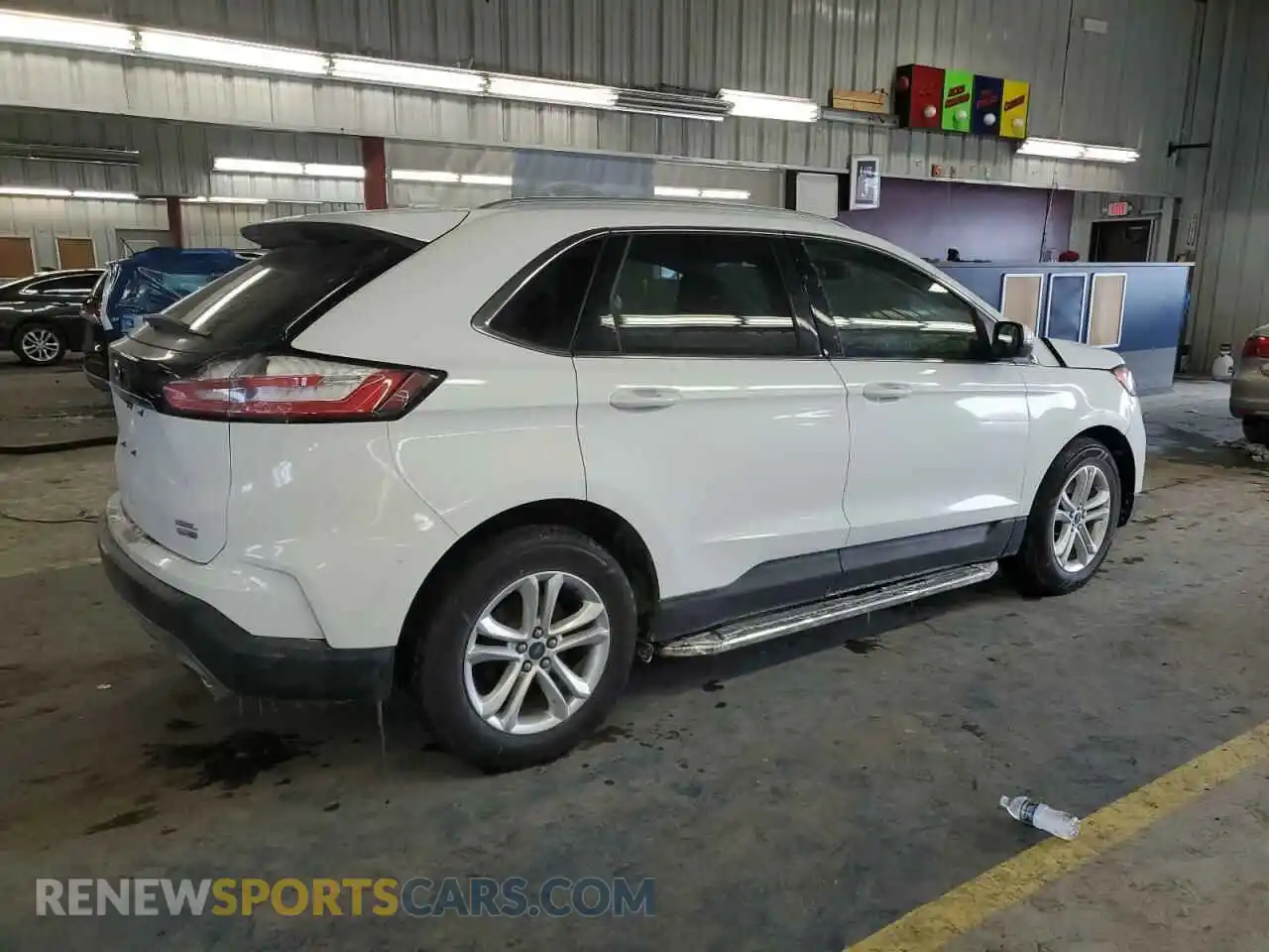 3 Photograph of a damaged car 2FMPK4J96LBA18918 FORD EDGE 2020