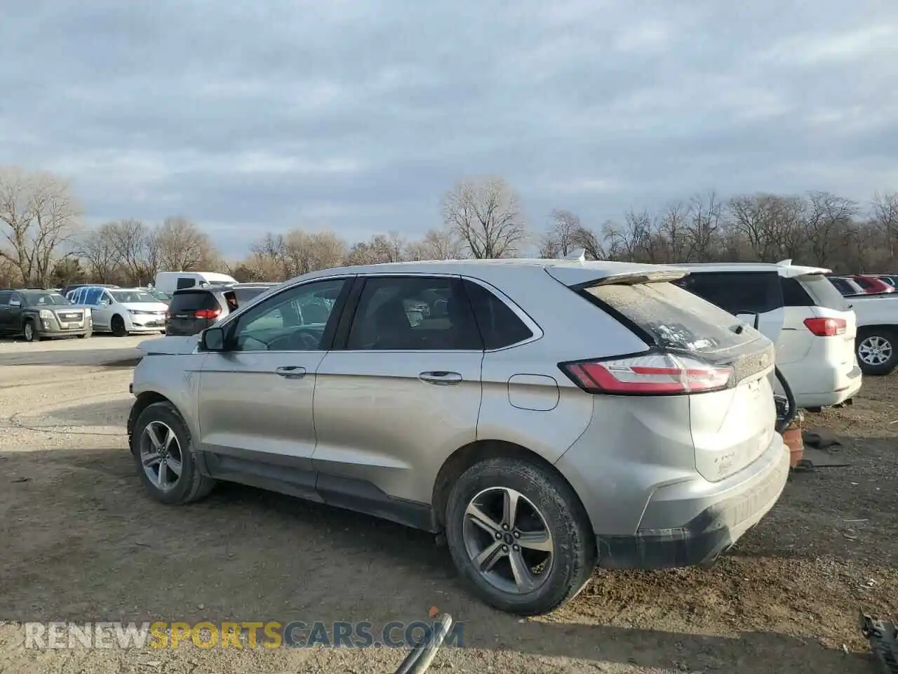 2 fotografías del automóvil dañado 2FMPK4J99LBA17990 FORD EDGE 2020