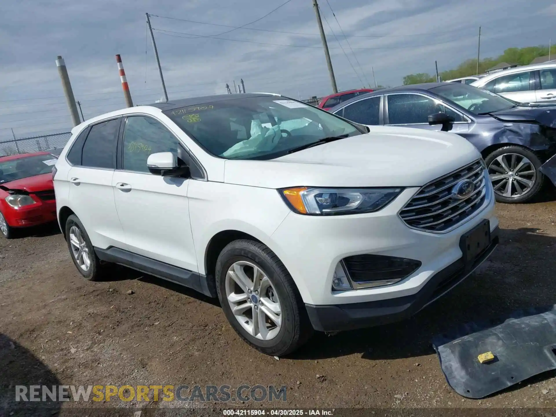 1 Photograph of a damaged car 2FMPK4J9XLBA07663 FORD EDGE 2020