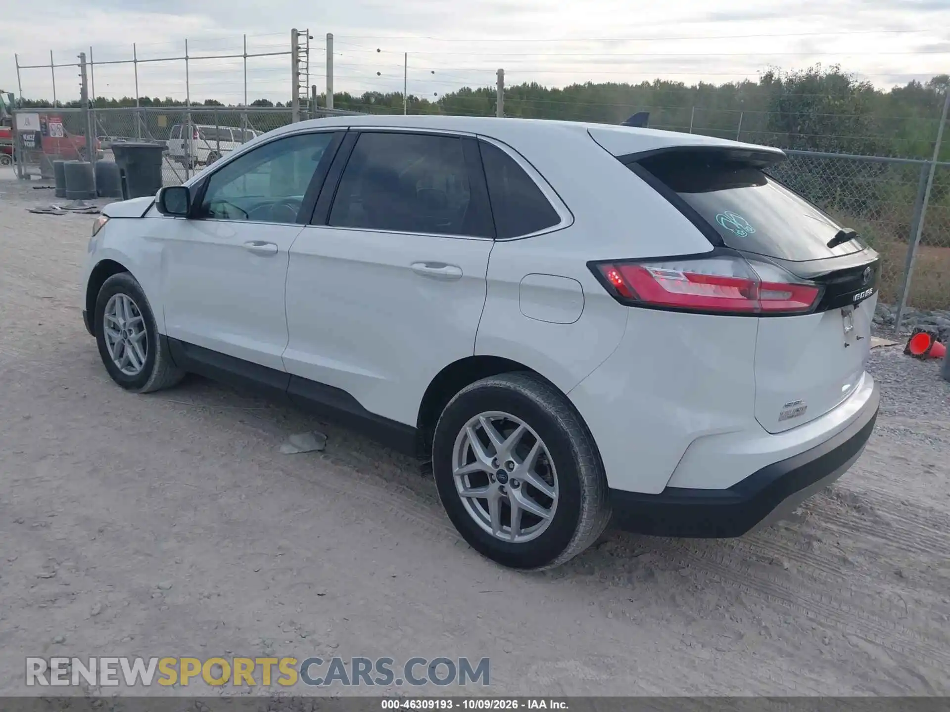 3 Фотография поврежденного автомобиля 2FMPK3J90MBA02838 FORD EDGE 2021
