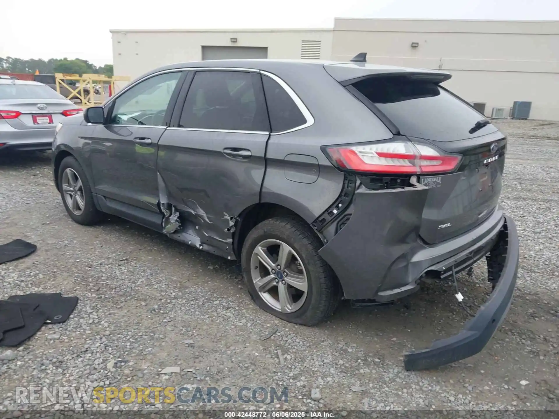 3 Photograph of a damaged car 2FMPK3J95MBA59830 FORD EDGE 2021