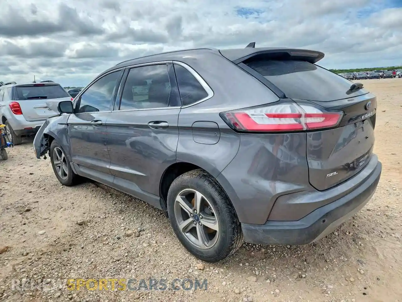 2 fotografías del automóvil dañado 2FMPK3J98MBA03770 FORD EDGE 2021