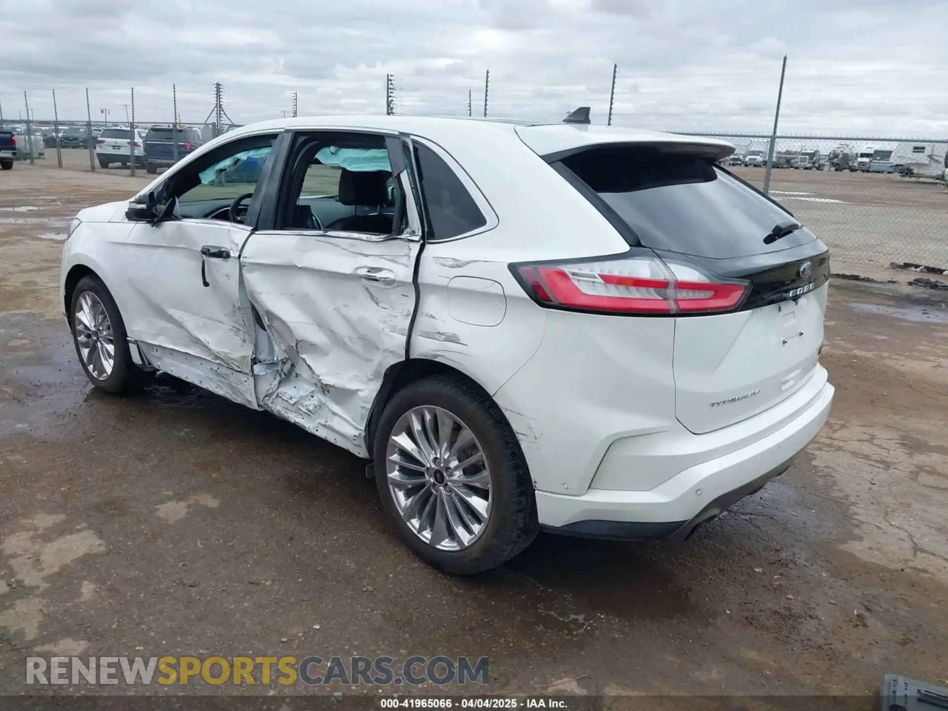 3 Photograph of a damaged car 2FMPK3K94MBA05983 FORD EDGE 2021