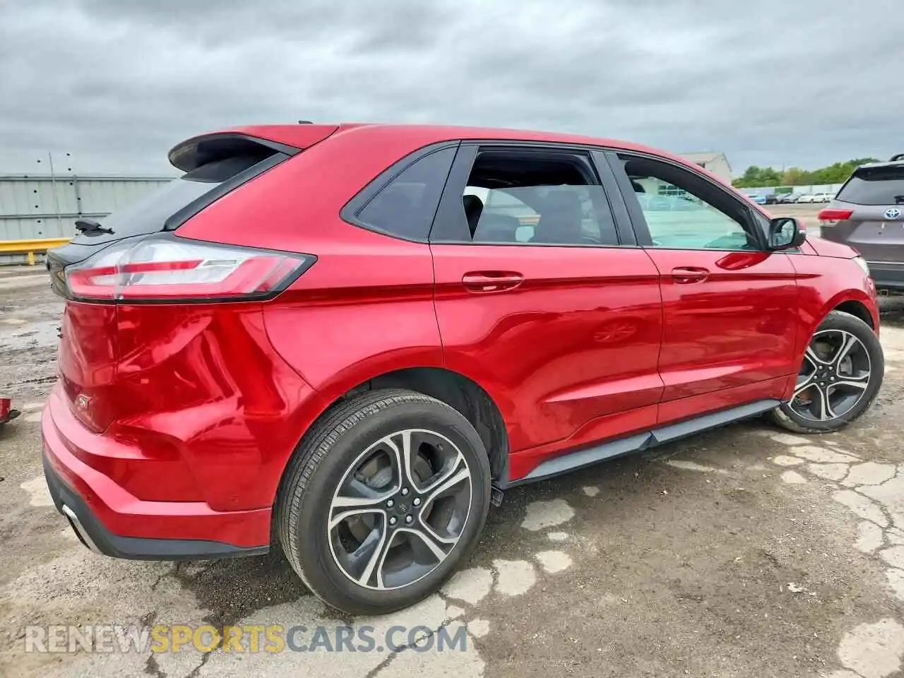 3 Photograph of a damaged car 2FMPK4AP1MBA17692 FORD EDGE 2021