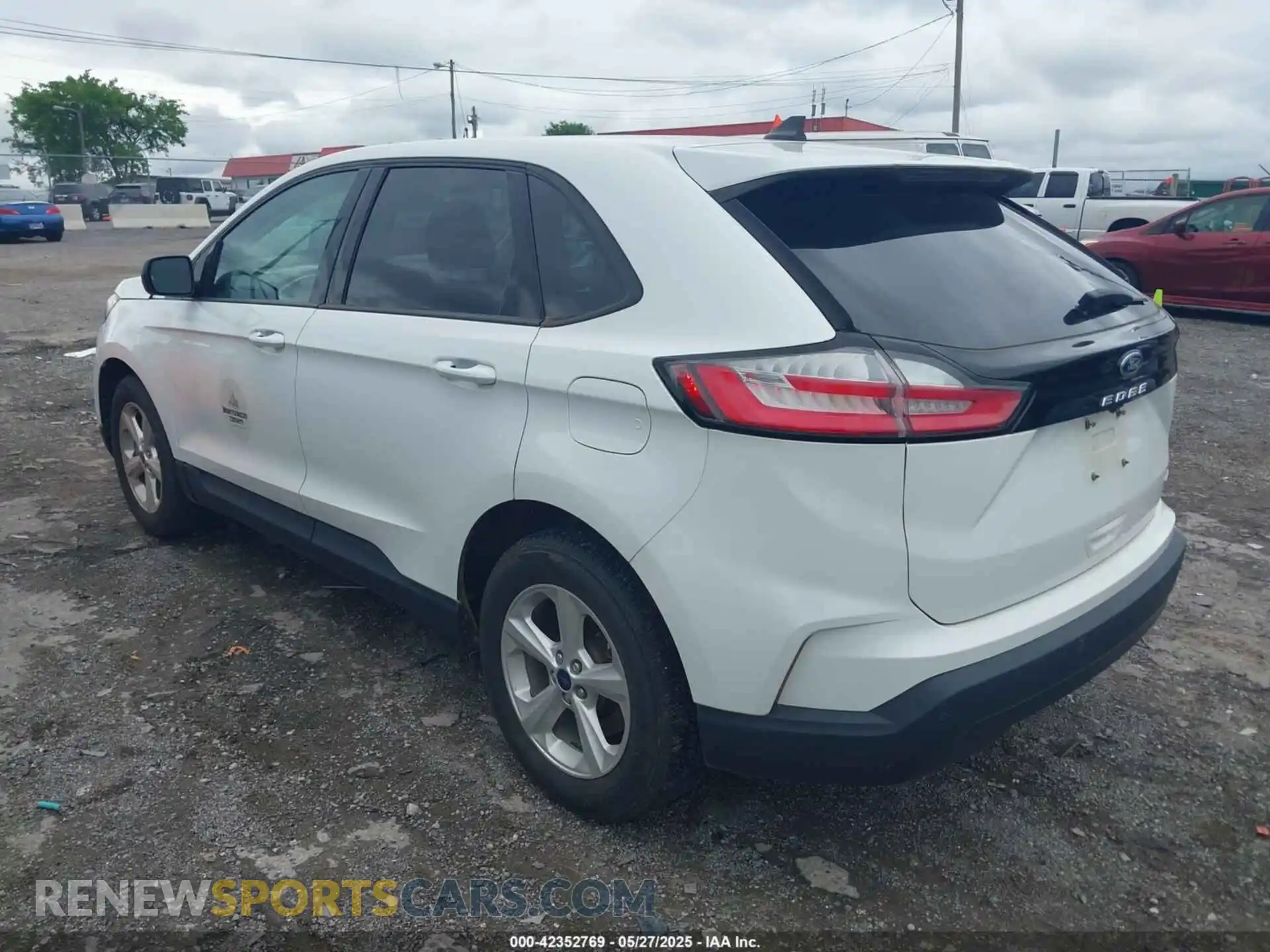 3 Photograph of a damaged car 2FMPK4G93MBA53635 FORD EDGE 2021