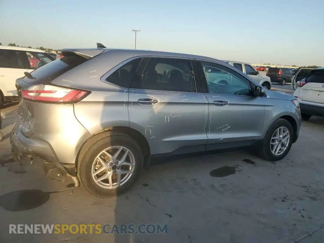 3 Photograph of a damaged car 2FMPK4J90MBA40902 FORD EDGE 2021