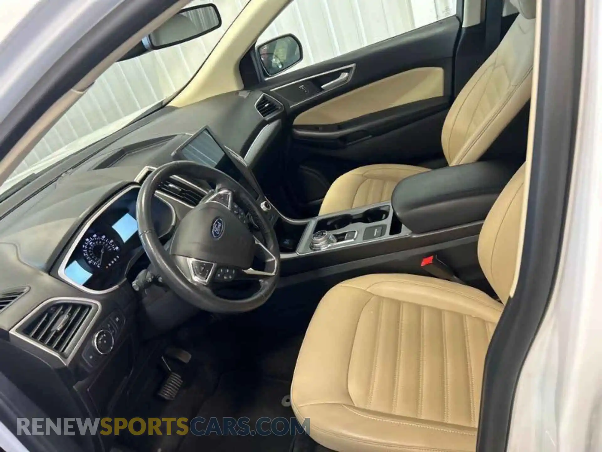 3 Photograph of a damaged car 2FMPK4J92MBA23292 FORD EDGE 2021