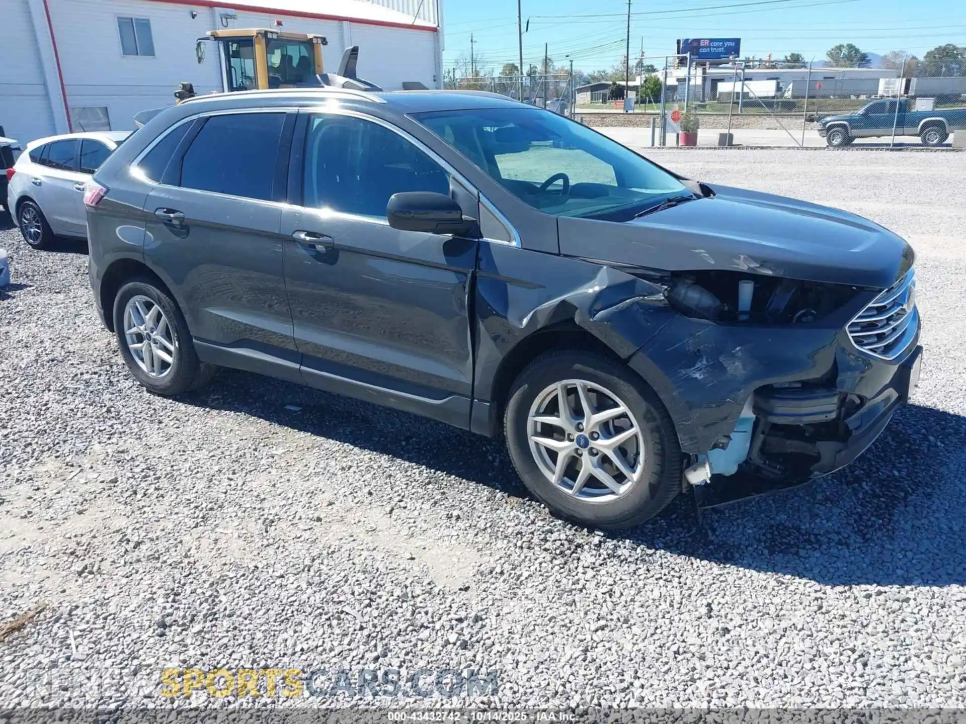 1 Photograph of a damaged car 2FMPK4J93MBA17839 FORD EDGE 2021