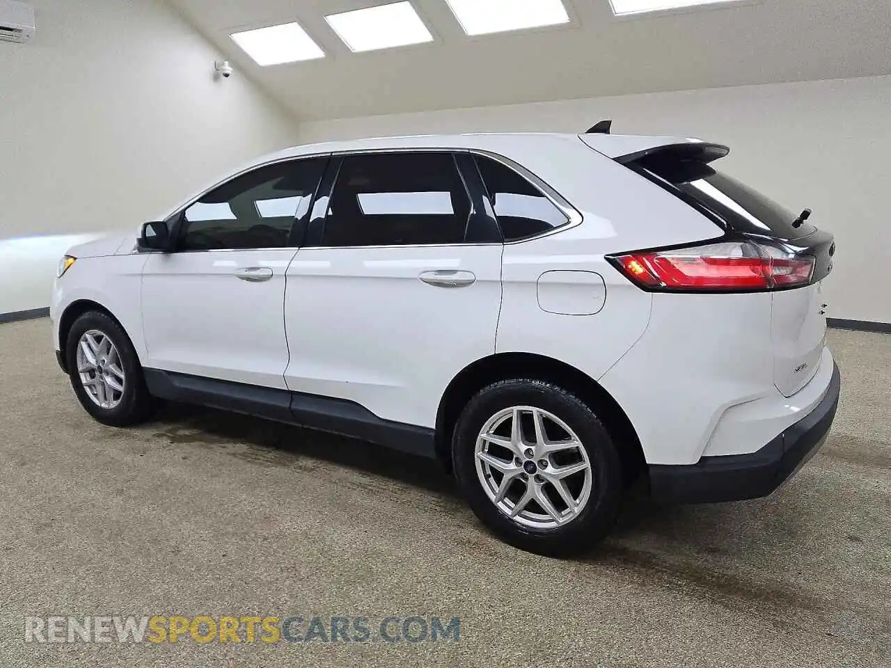 2 Photograph of a damaged car 2FMPK4J94MBA01939 FORD EDGE 2021