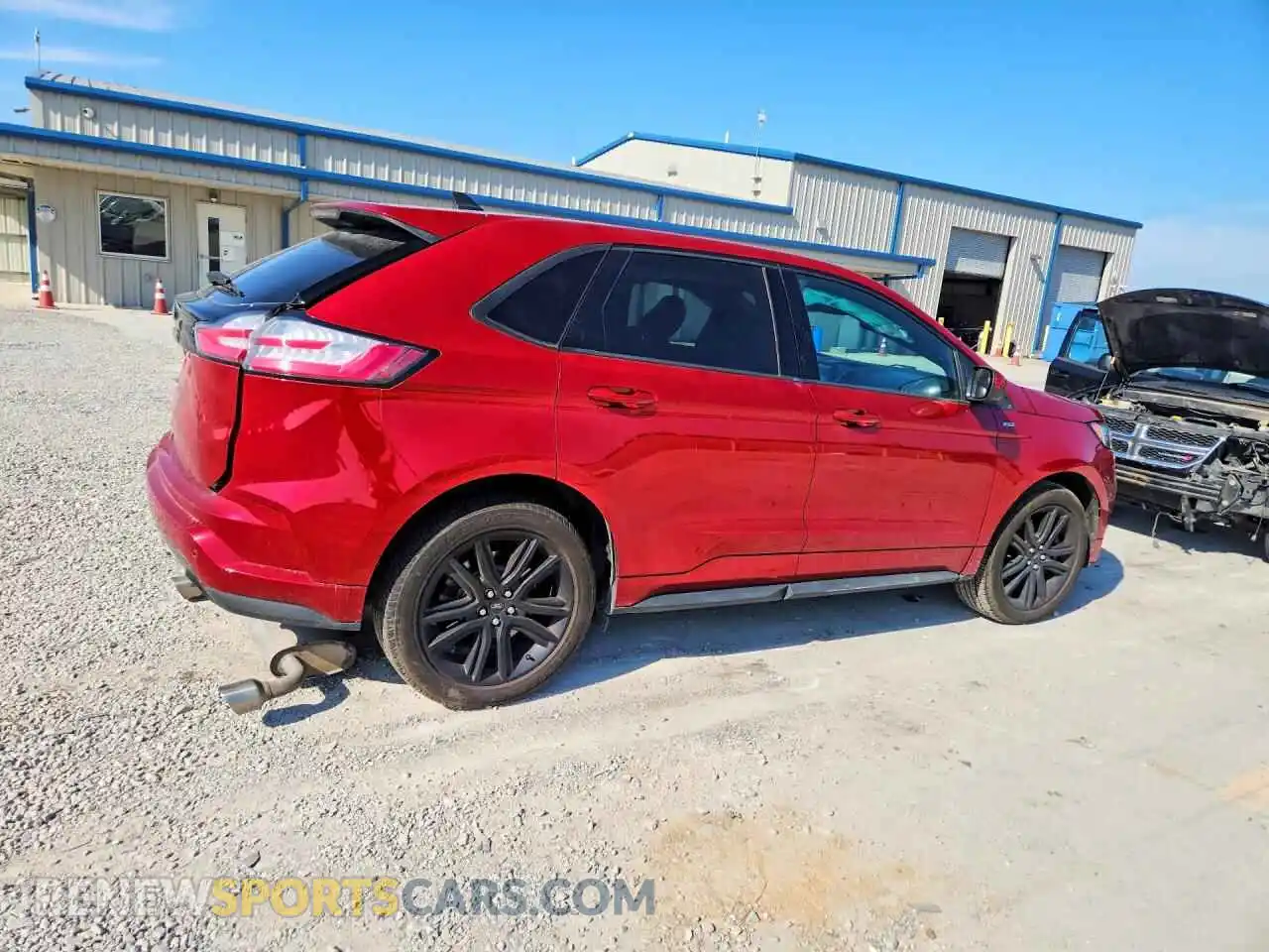 3 Photograph of a damaged car 2FMPK4J94MBA24962 FORD EDGE 2021