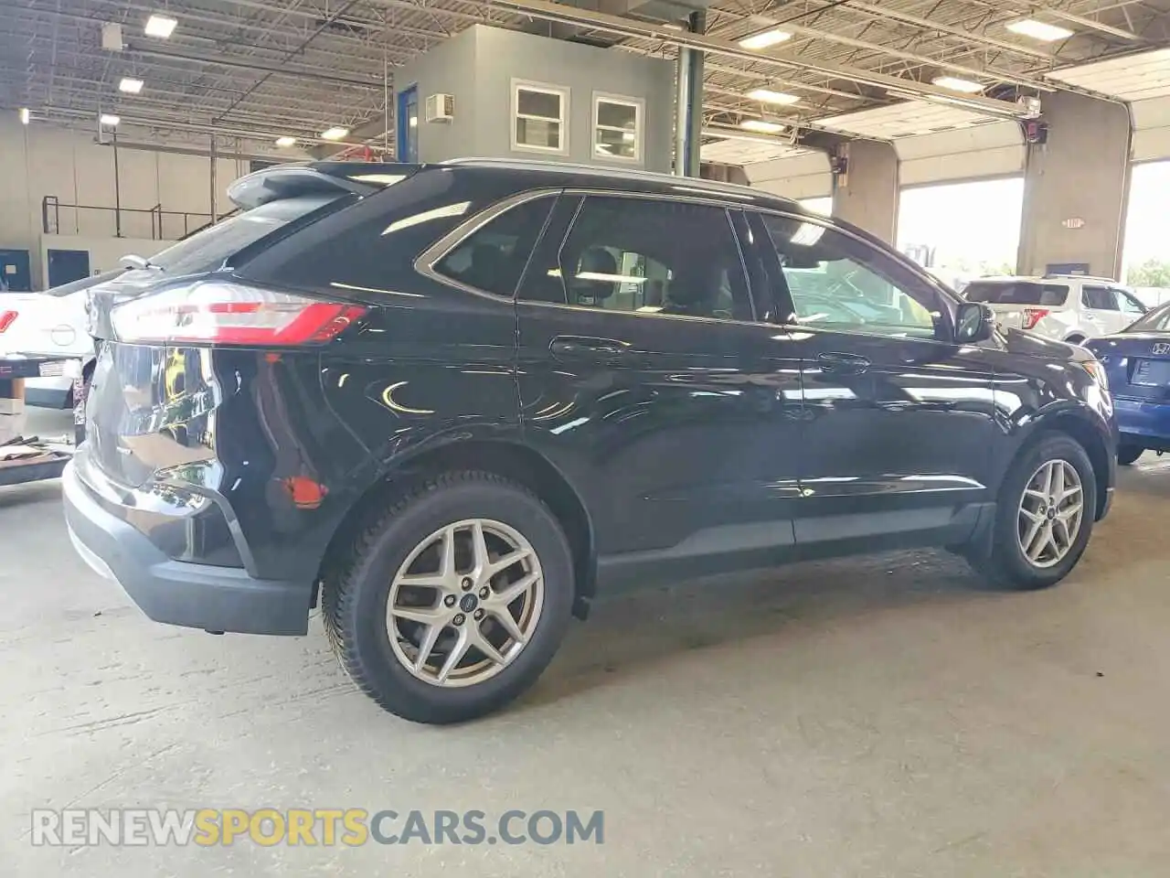 3 Photograph of a damaged car 2FMPK4J94MBA33712 FORD EDGE 2021