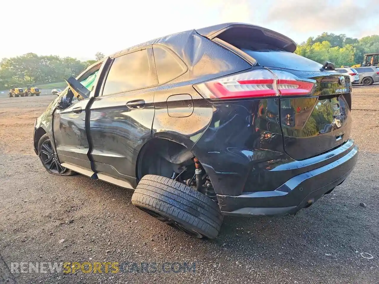 2 Фотография поврежденного автомобиля 2FMPK4J96MBA20752 FORD EDGE 2021