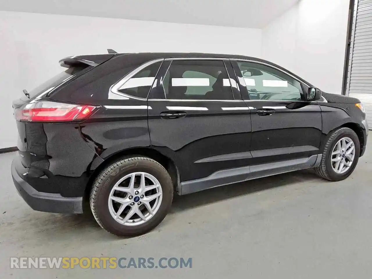 3 Photograph of a damaged car 2FMPK4J96MBA54805 FORD EDGE 2021