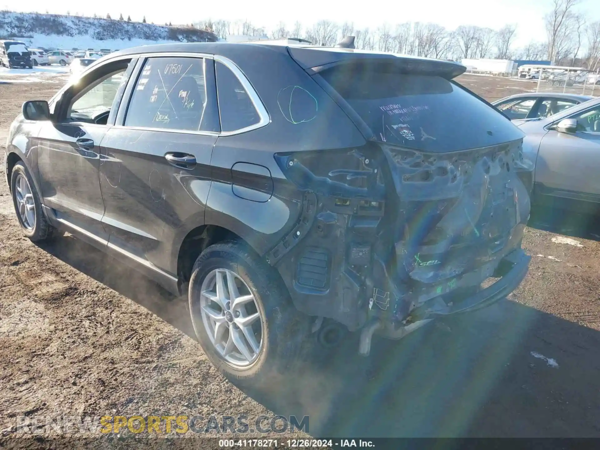 3 Photograph of a damaged car 2FMPK4J98MBA02415 FORD EDGE 2021