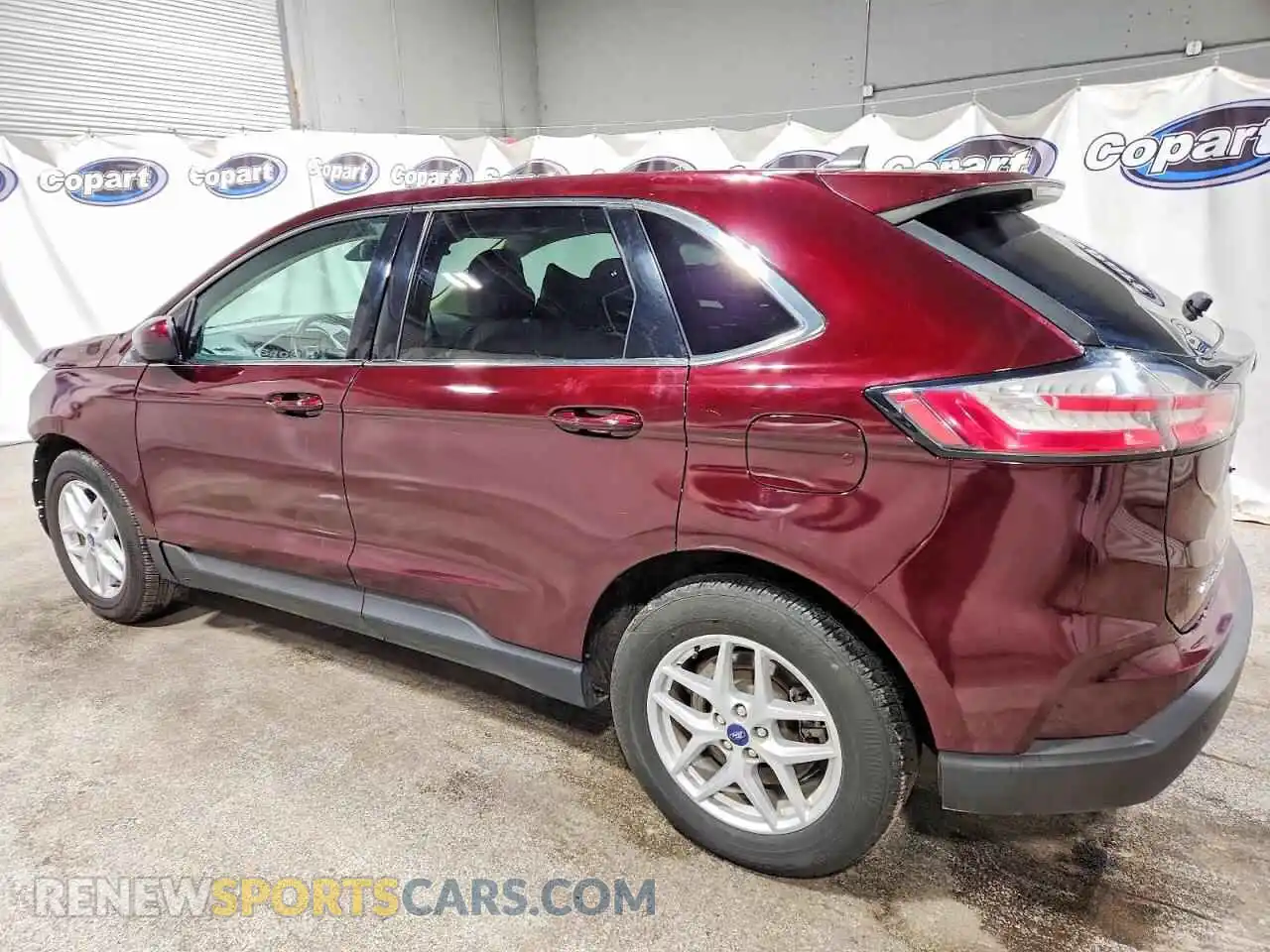 2 Photograph of a damaged car 2FMPK4J9XMBA17305 FORD EDGE 2021
