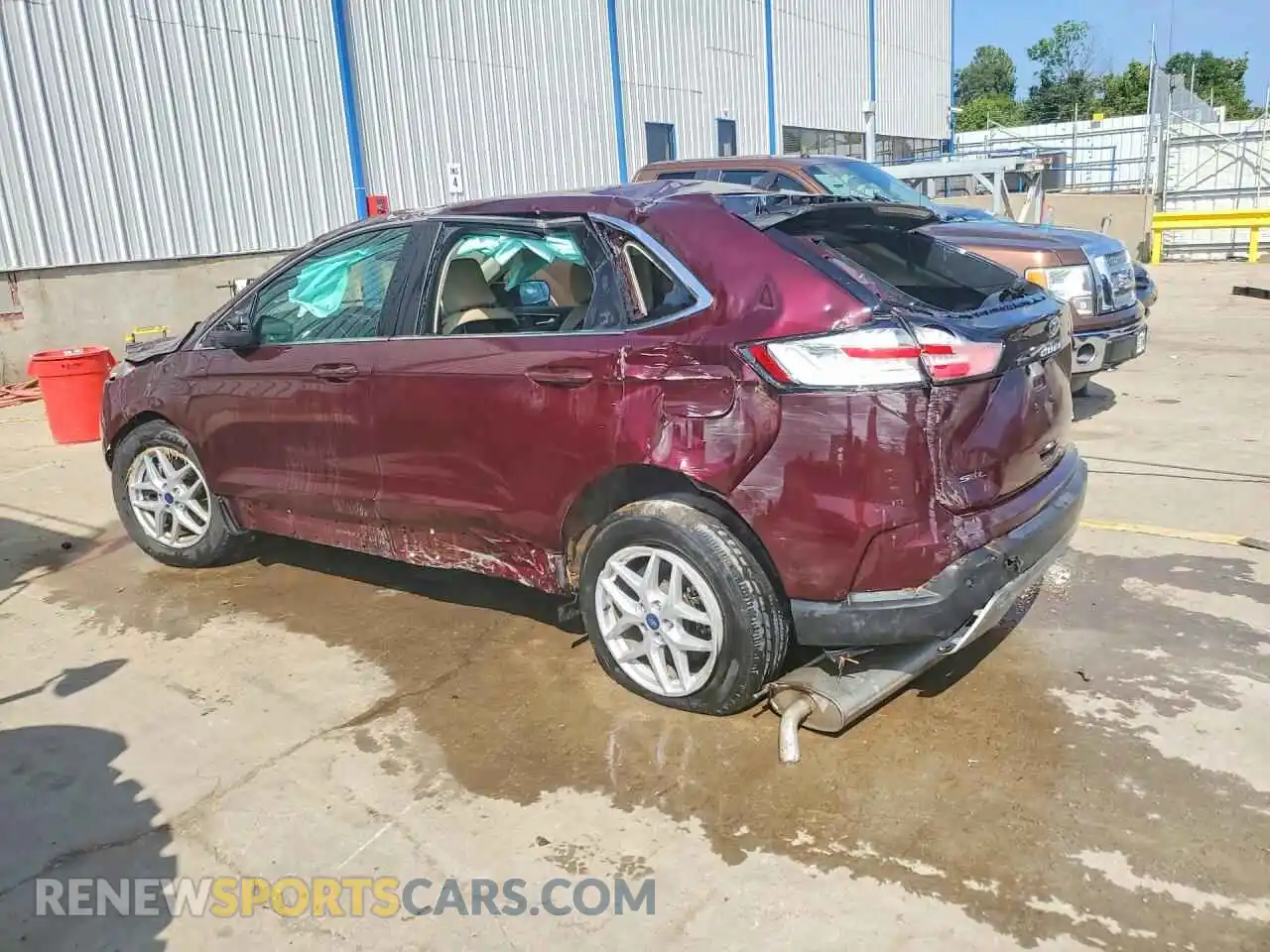 2 Photograph of a damaged car 2FMPK4J9XMBA48991 FORD EDGE 2021