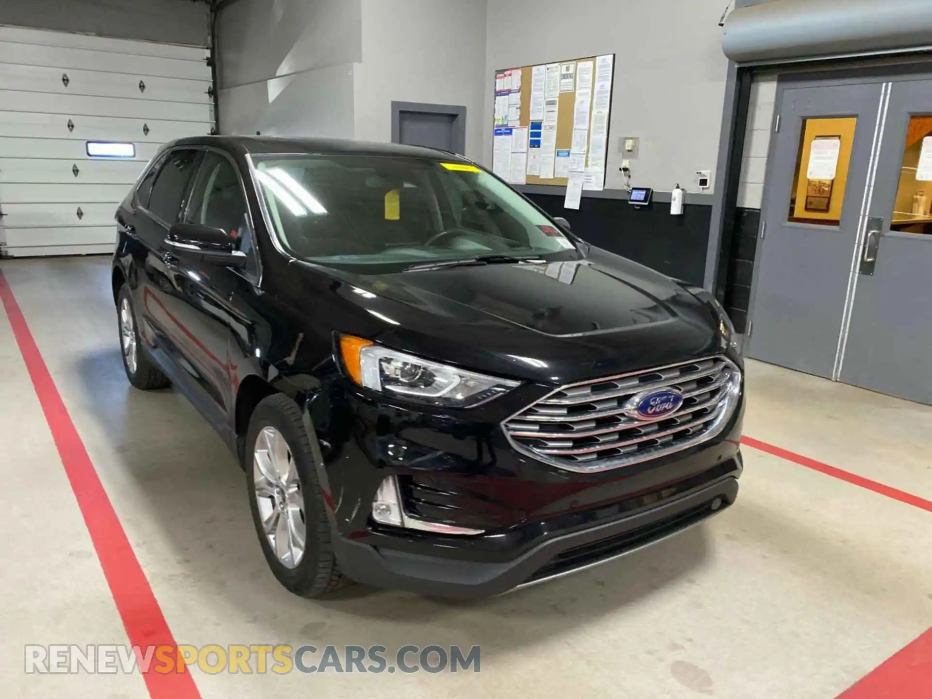 1 Photograph of a damaged car 2FMPK4K91MBA51289 FORD EDGE 2021