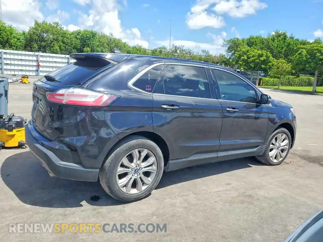 3 Photograph of a damaged car 2FMPK4K93MBA21162 FORD EDGE 2021