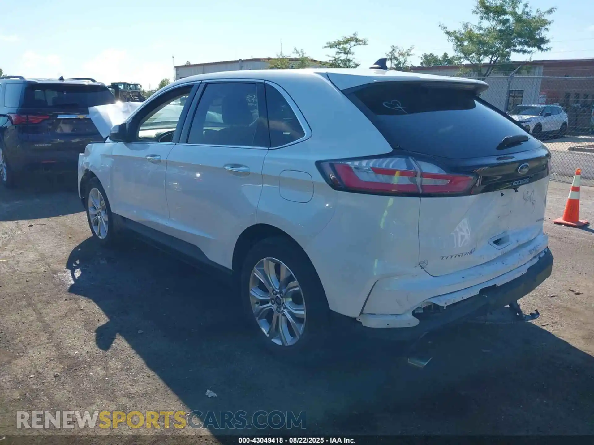3 Photograph of a damaged car 2FMPK4K95MBA20952 FORD EDGE 2021