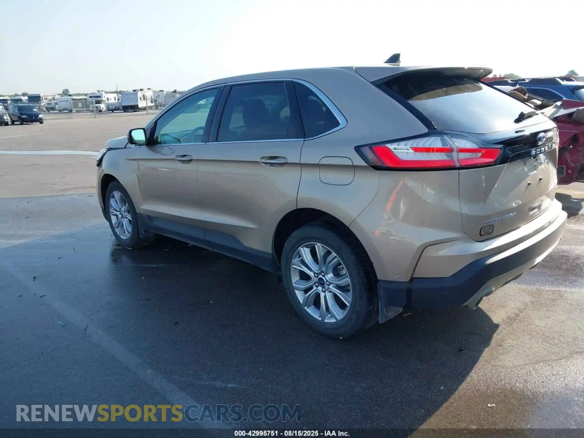 3 Photograph of a damaged car 2FMPK4K95MBA45169 FORD EDGE 2021