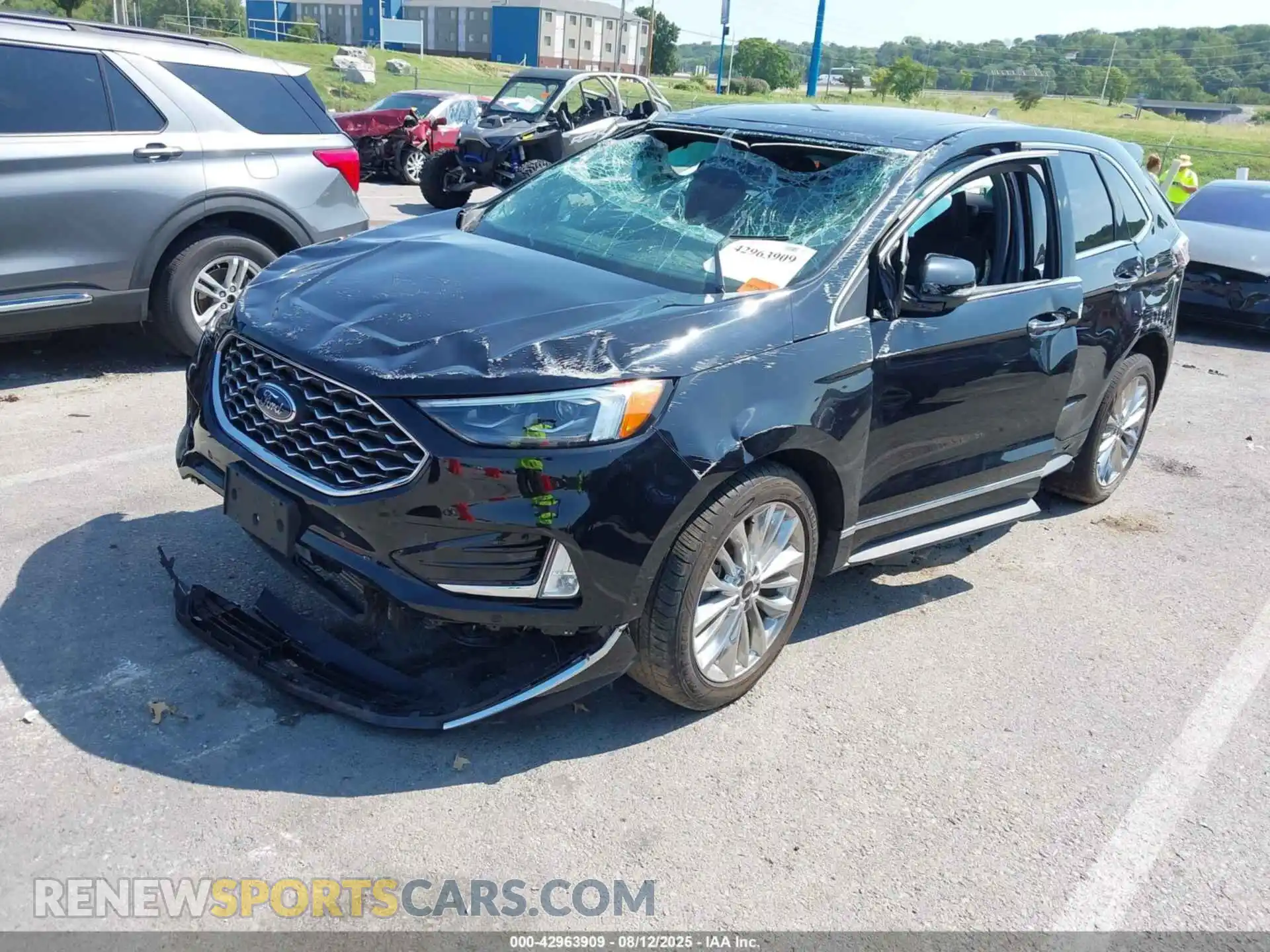 2 Photograph of a damaged car 2FMPK4K9XMBA17027 FORD EDGE 2021
