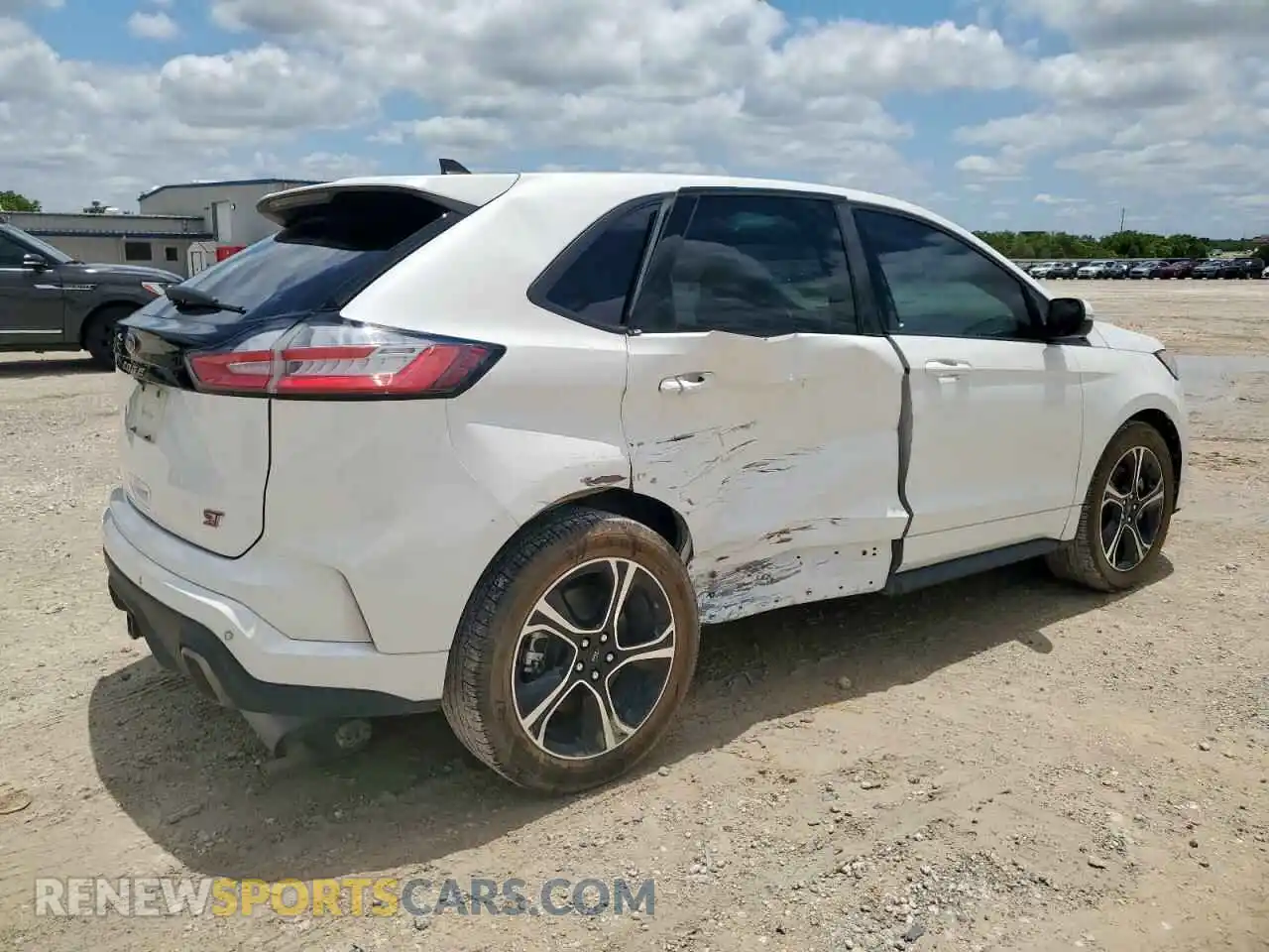 3 Photograph of a damaged car 2FMPK4AP6NBA18676 FORD EDGE 2022